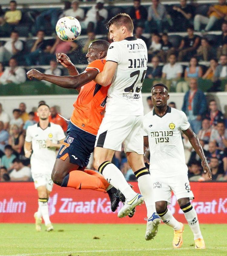 YENİ TRANSFERLER OYUNA GİRDİ, GOL GELDİ