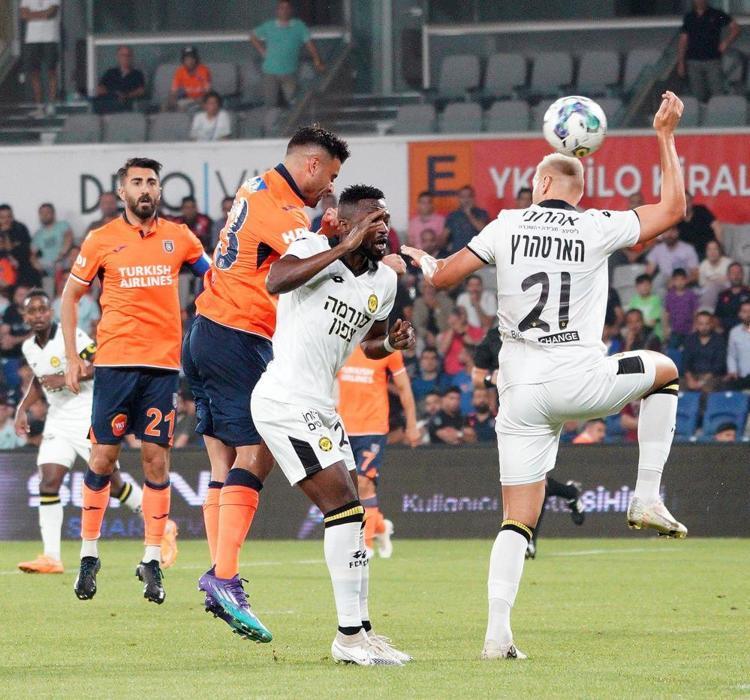BAŞAKŞEHİRDE PENALTI BEKLENTİSİ