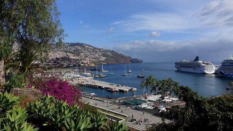 8. Funchal, Madeira Adası Portekiz