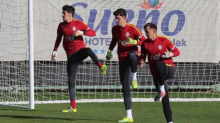 OKAN BURUK KADROYA ALMADI PİRLO HEMEN KAPTI