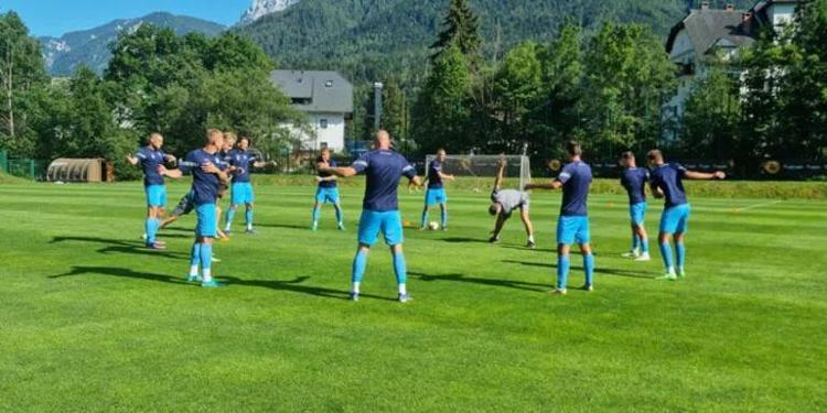Fenerbahçenin Avrupadaki rakibi Çek Slovackonun kadrosu şaşırttı Dikkat çeken detay...
