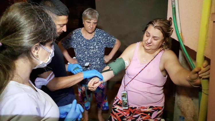 Edirneyi yaz ortasında sel vurdu Ev ve iş yerlerini su bastı, yollar göle döndü