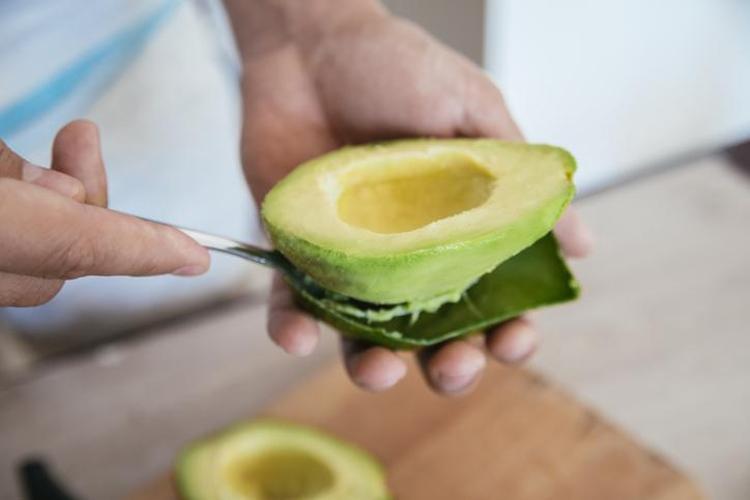 AVOKADO