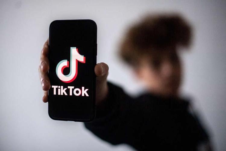 Instagramdan skandal güncelleme Kylie Jenner ve Kardashianlar hamlesi Zuckerberge geri adım attırdı...