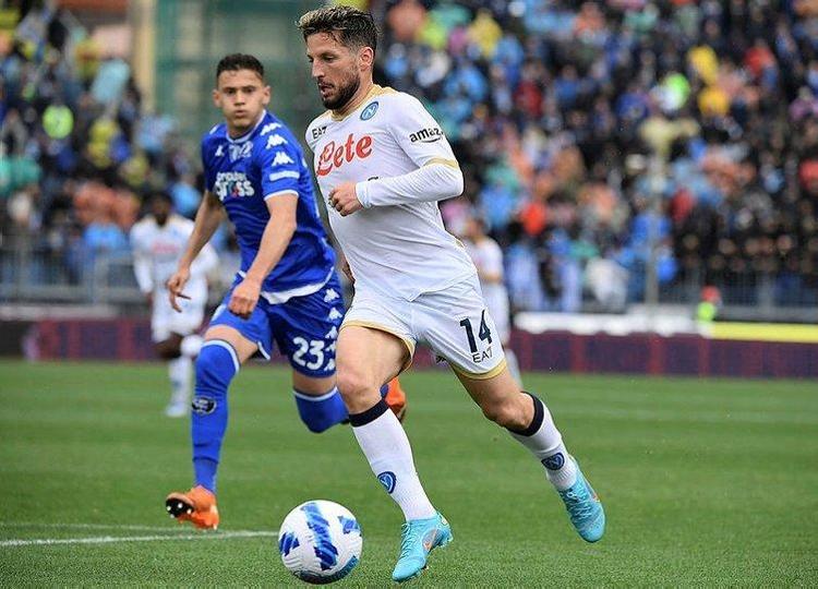 GALATASARAYDAN MERTENS BOMBASI