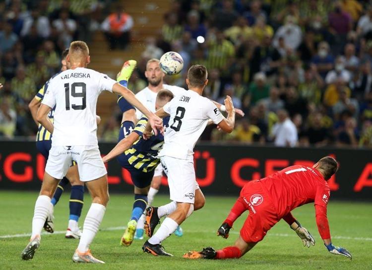 Lincon Henrique şov yaptı İrfan Can Kahveci ve Mert Hakan Yandaş şaşırdı kaldı İnanılmaz tepki