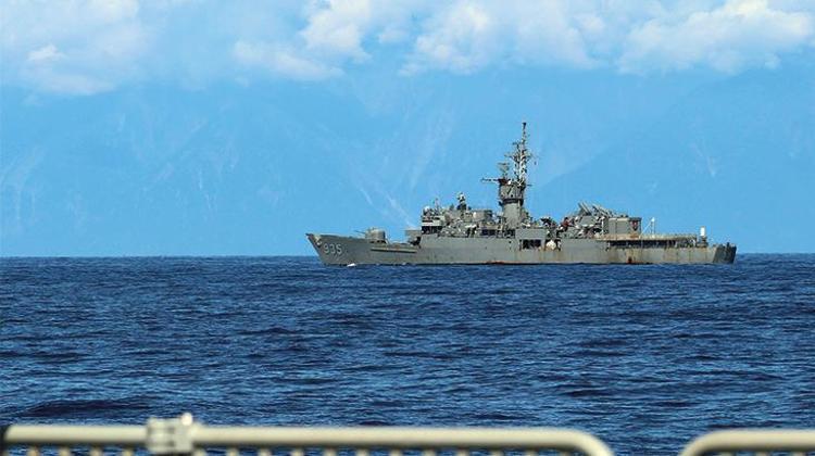 Çin ordusu harekete geçti Tayvanı dört bir yandan kuşattılar, dünyaya son dakika açıkladılar