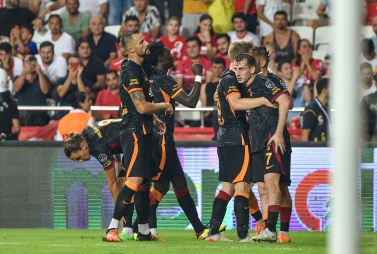 Onun için futbolcu değil demişti Dün akşam taraftarları delirtti Okan Buruk Torrente hak verdi