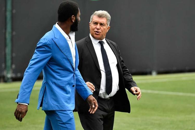 Transferler tek tek geri dönebilir Barcelonada büyük skandal kapıda: Lewandowski, Franck Kessie, Christensen, Jules Kounde, Raphinha için son gün cumartesi...
