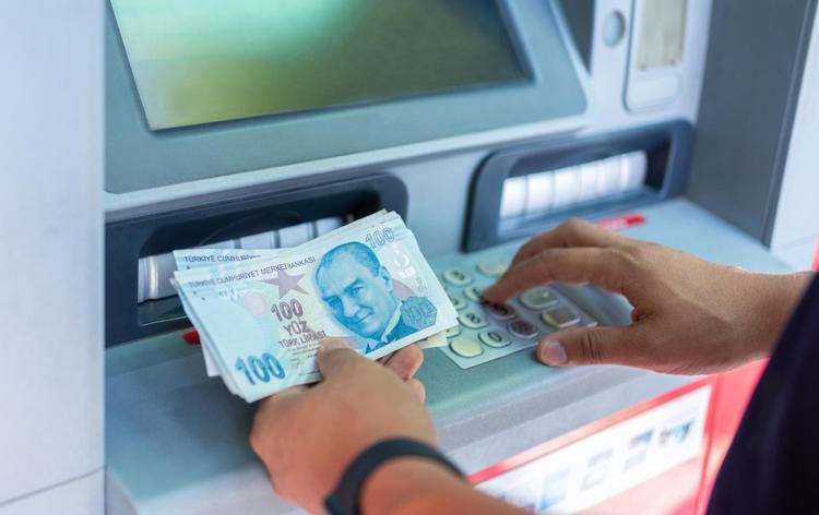 İhtiyaç, konut, taşıt kredisi faiz oranları tamamen değişti Bankalar peş peşe duyurdu: Ziraat Bankası, Vakıfbank, Halkbank, Garanti, İş Bankası...