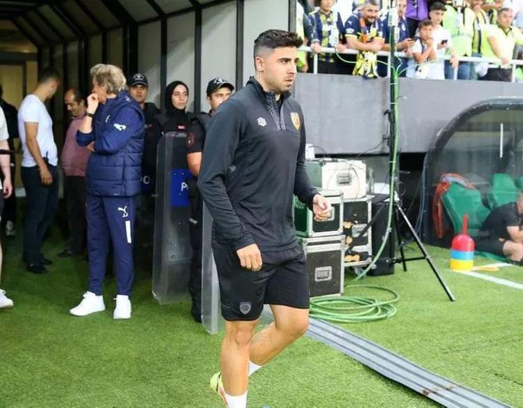 Ozan Tufan herkesi şaşırttı Hull Citydeki performansı hayran bıraktı...