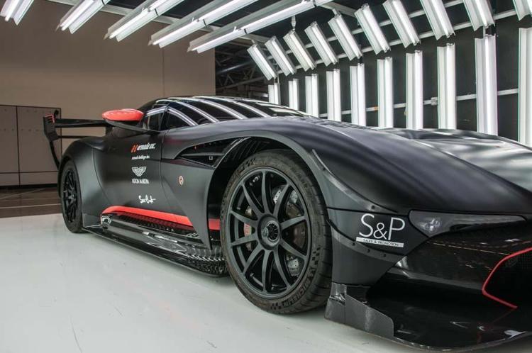 Aston Martin Vulcan