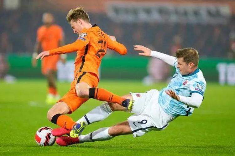 JOSHUA KING FAKTÖRÜ YUMUŞATTI