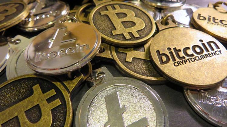 Bitcoinde büyük düşüş Hafta başı heyecanlanan yatırımcılar şimdi kara kara düşünüyor