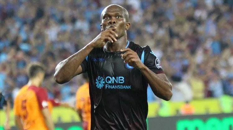 Galatasaray transferi bitiriyor Antony Nwakaeme İstanbula geldi maçı izledi...