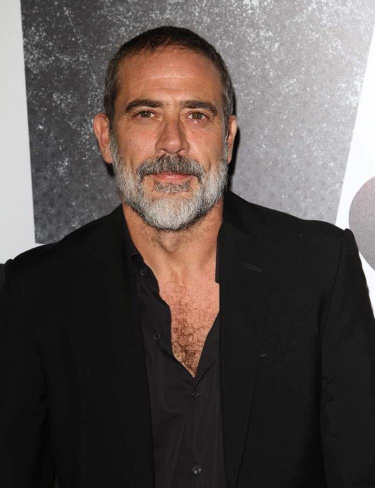 Negan için yeşil ışık yakıldı
