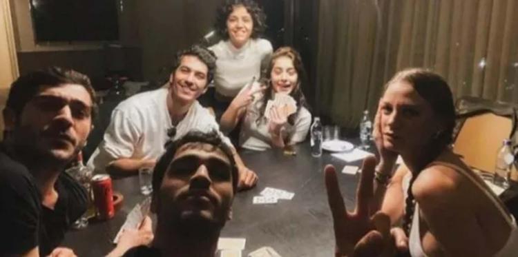 Serenay Sarıkaya ve Burak Denizin dizisi Marmaris halkını ayaklandırdı Şikayet yağıyor