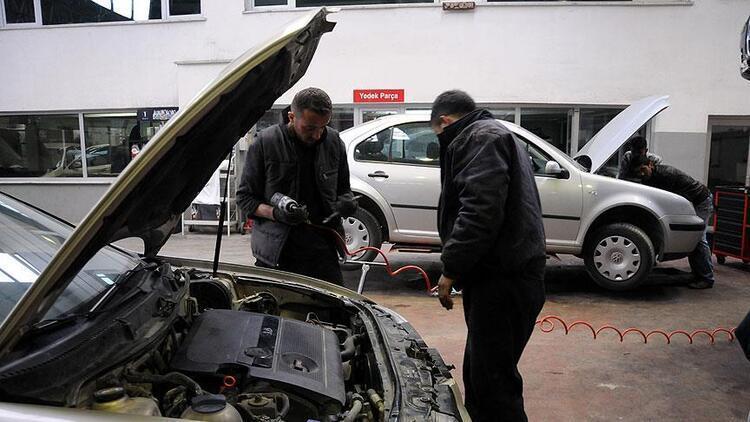Taşıt satış verileri Türkiye Noterler Birliği tarafından günlük olarak Ticaret Bakanlığının Bilgi Sistemlerine aktarılmakta, takip ve kontrol edilmektedir