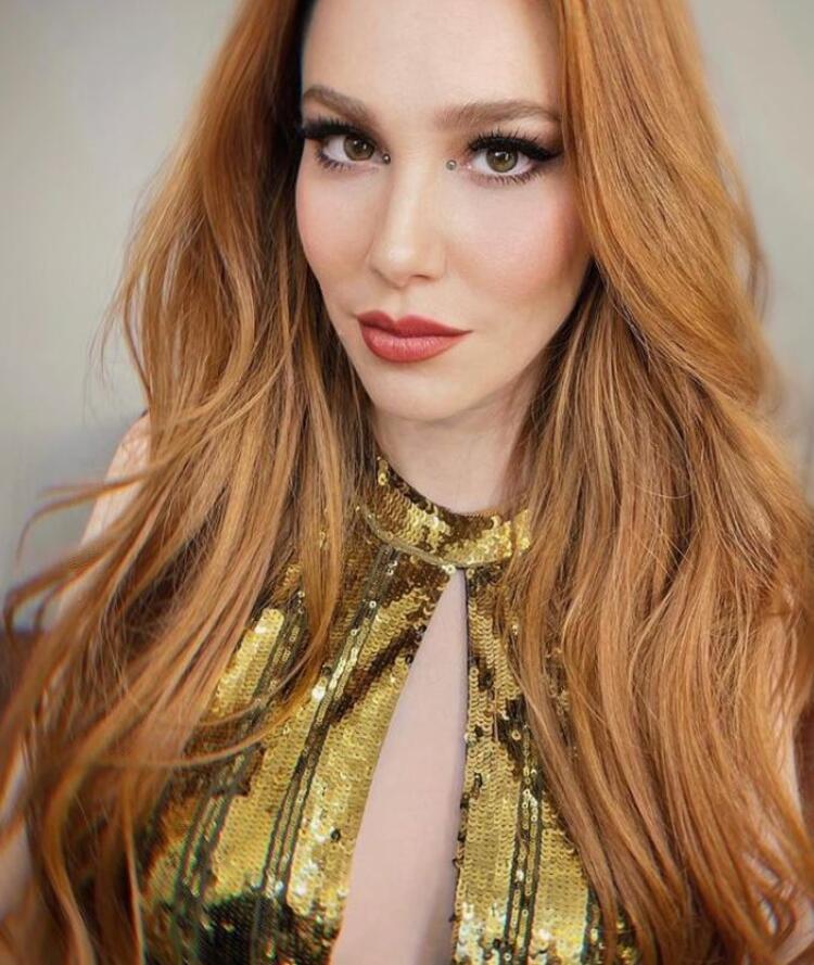Elçin Sangu sevgilisi Yunus Özdiken ile el ele görüntülendi