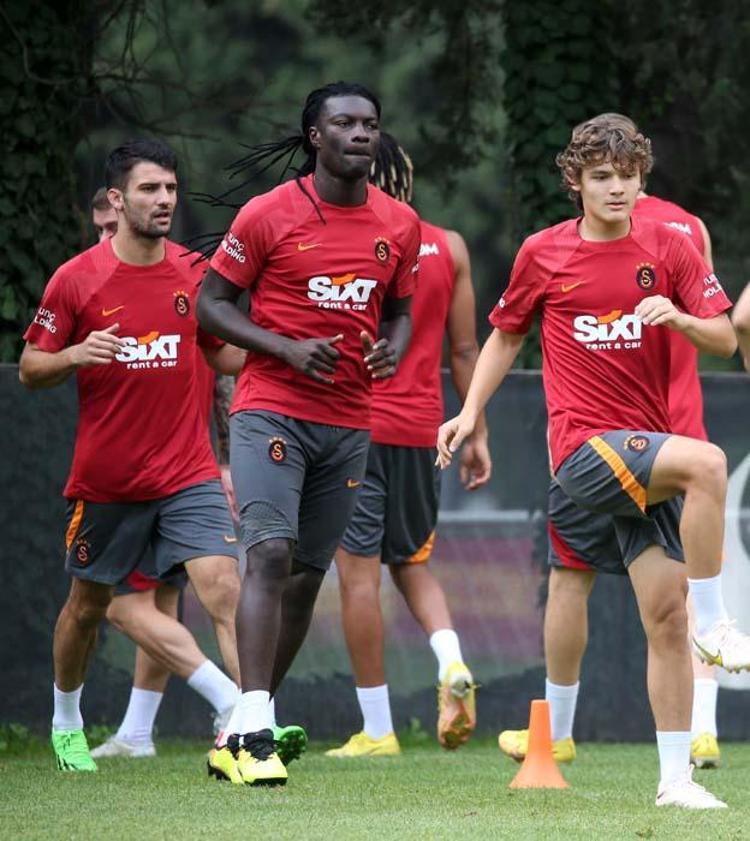 Galatasarayın Trabzonspor maçı kadrosu belli oldu Yeni transferler derbide yok
