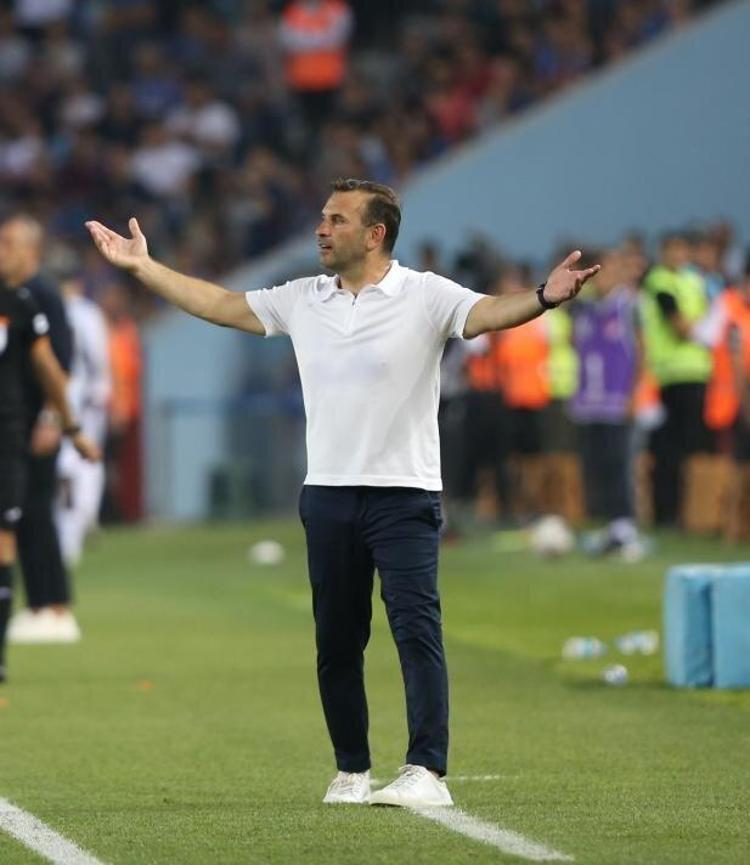 Herkes Seferovic için beklerken... Yıldız futbolcu hakkında şok yorum: Çok yetersiz