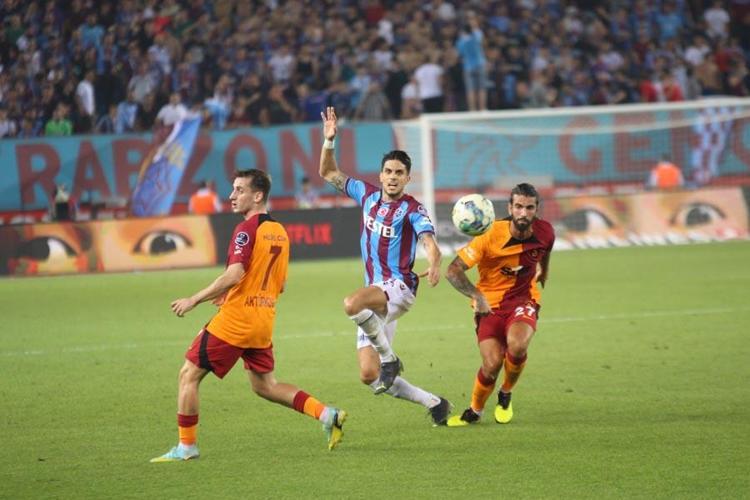Herkes Seferovic için beklerken... Yıldız futbolcu hakkında şok yorum: Çok yetersiz