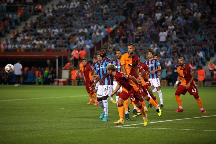 NECATİ ATEŞ: SEFEROVİC YIPRATTI GOMİS OYUNA GİRDİ