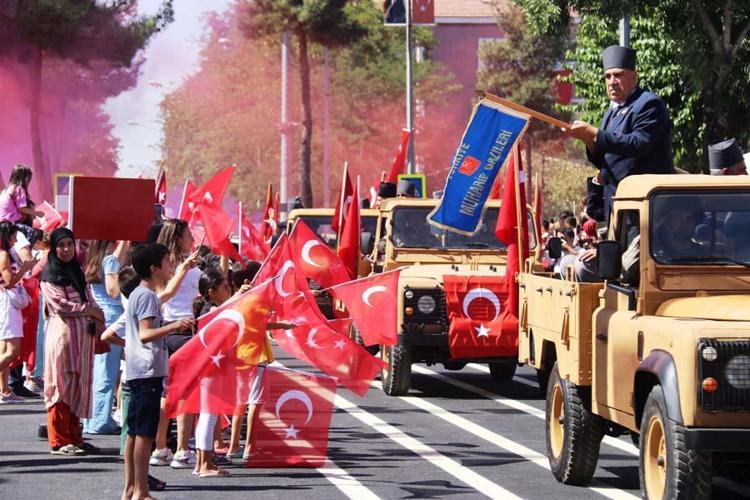 Diyarbakır’da büyük zaferin 100. yıl dönümü coşkuyla kutlandı