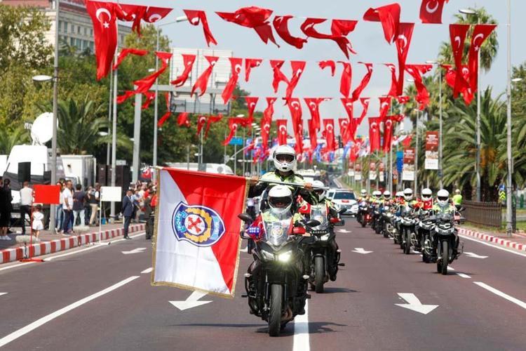 30 Ağustos Zafer Bayramı Türkiye asırlık gururu büyük coşkuyla kutladı