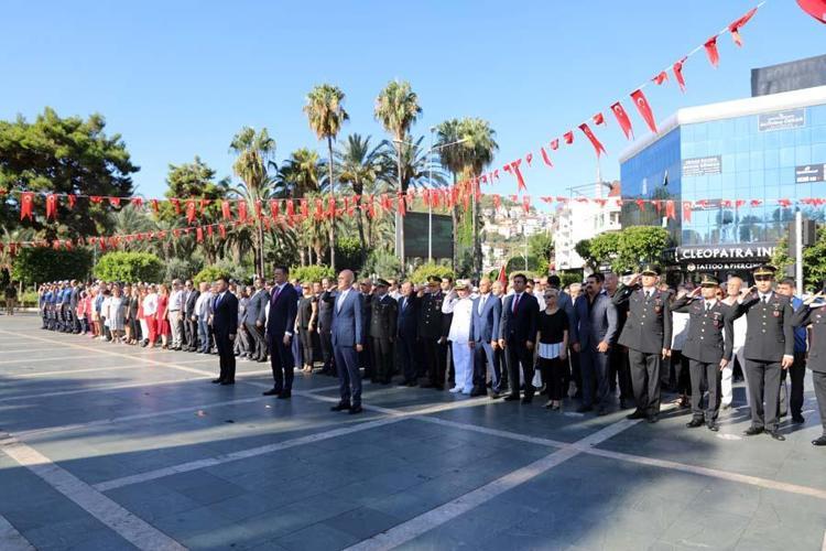 30 Ağustos Zafer Bayramı Türkiye asırlık gururu büyük coşkuyla kutladı