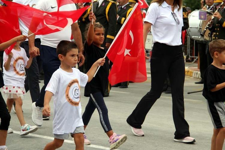 30 Ağustos Zafer Bayramı Türkiye asırlık gururu büyük coşkuyla kutladı