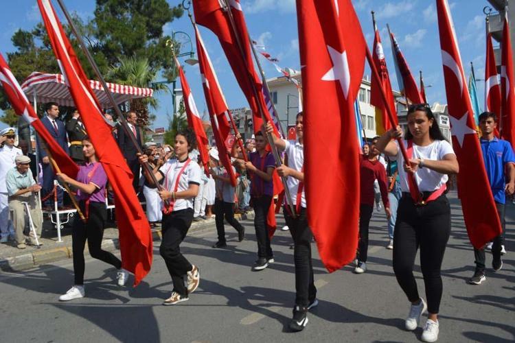 Ayvalık’ta “zafer” coşkusu
