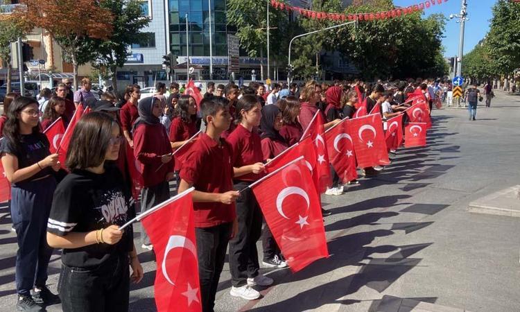 30 Ağustos Zafer Bayramı Türkiye asırlık gururu büyük coşkuyla kutladı