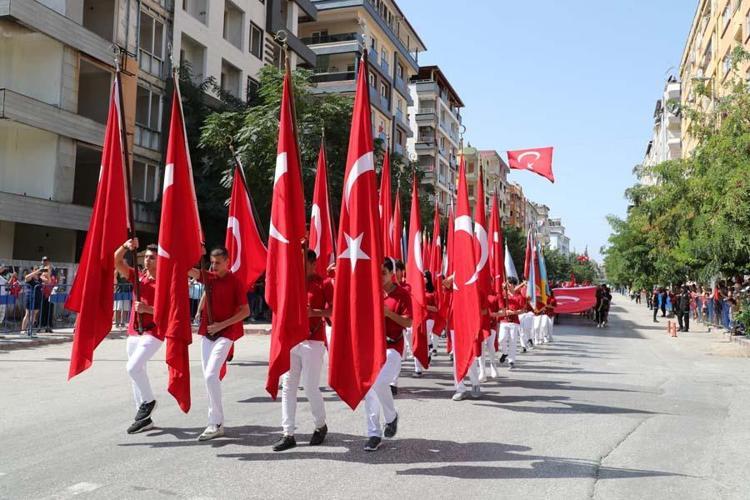 Çukurovada 30 Ağustos Zafer Bayramı coşkusu