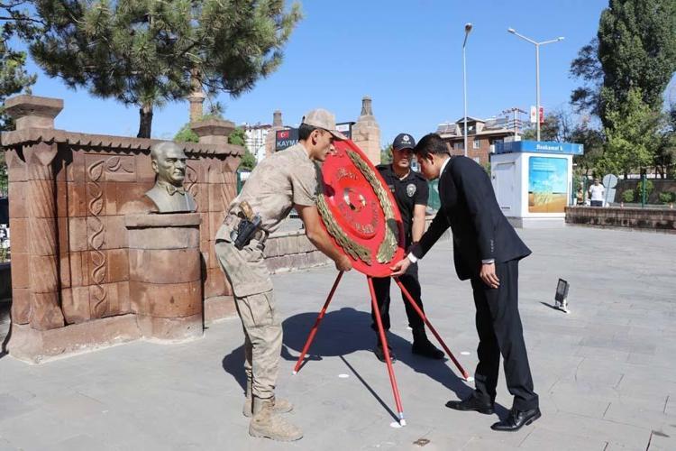 30 Ağustos Zafer Bayramı Türkiye asırlık gururu büyük coşkuyla kutladı