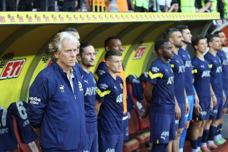 Fenerbahçede Joao Pedro depremi Jorge Jesus İngiliz 10 numaranın durumunu sordu yıldız futbolcu şok oldu