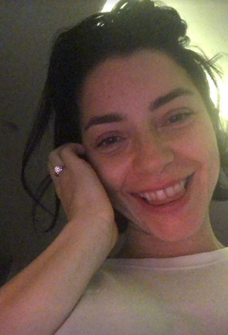 Merve Boluğur evleniyor Sevgilisi Mert Aydından evlilik teklifi aldı: Evet dedim