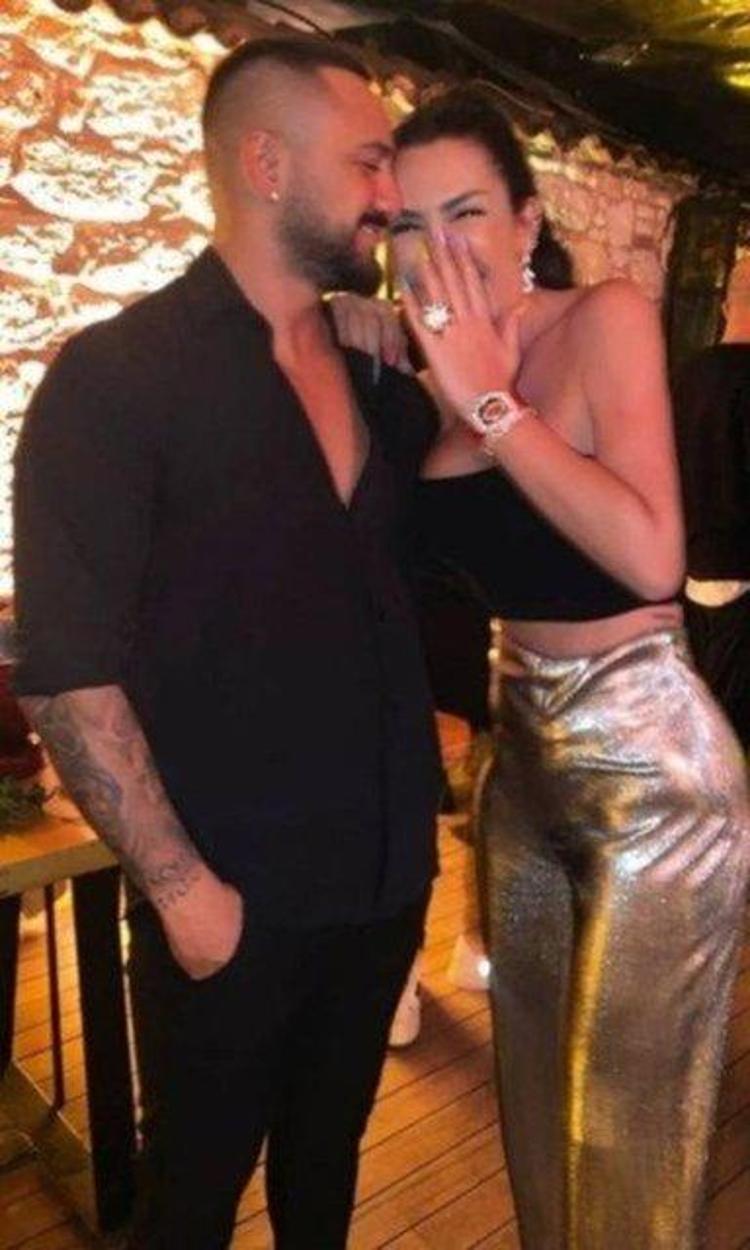 Selin Ciğerci ile Gökhan Çıra ikinci kez boşandı