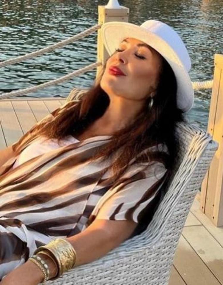 Türkan Şorayın tatil paylaşımına övgüler yağdı