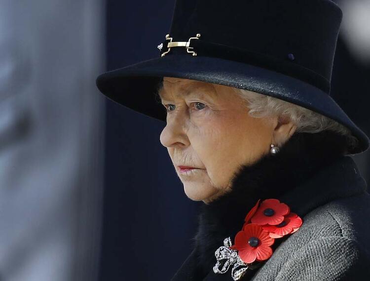 İngiltere’de Kral 3. Charles dönemi başladı Kraliçe 2. Elizabeth’in tarihe damga vuran Türkiye ziyaretleri gündeme geldi