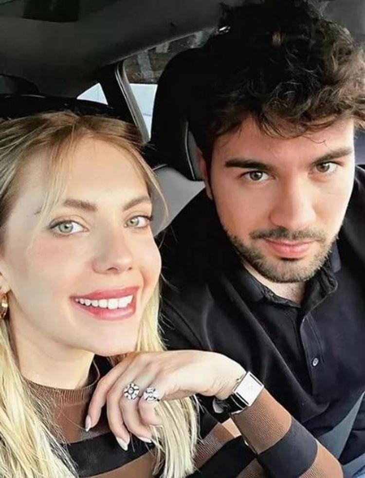 Ebru Şahin önce paylaştı sonra sildi Dikkat çeken detay...