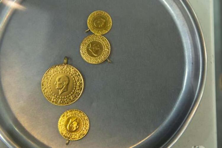 Altın fiyatlarına ABD darbesi Gram altında düşüş sürüyor, uzman isimden hemen uyarı geldi