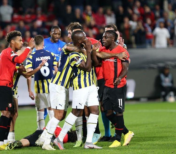 Lucescu Jorge Jesusun golcüsünü istedi Fenerbahçe yönetimi şok geçirdi