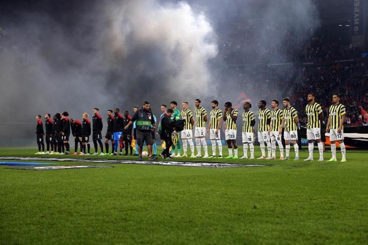 Yıldız futbolcunun bonservis parası çıktı İşte UEFA Avrupa Liginden kazanılan rakam