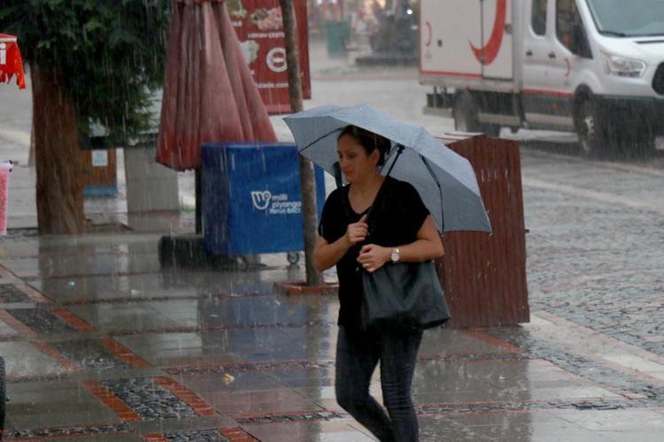 Kar geliyor, kış yağmurları sert vuracak Tarih verildi, ‘La Nina’ etkisi kendini iyice gösterecek