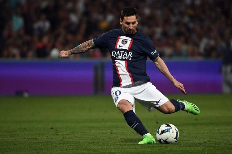 PSGye gitmeden önce Lionel Messi’nin Barcelona’dan istekleri ‘yok artık’ dedirtti İspanyol basını şok eden talepleri ortaya çıkardı…