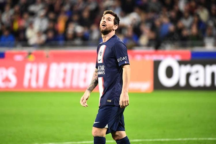 PSGye gitmeden önce Lionel Messi’nin Barcelona’dan istekleri ‘yok artık’ dedirtti İspanyol basını şok eden talepleri ortaya çıkardı…