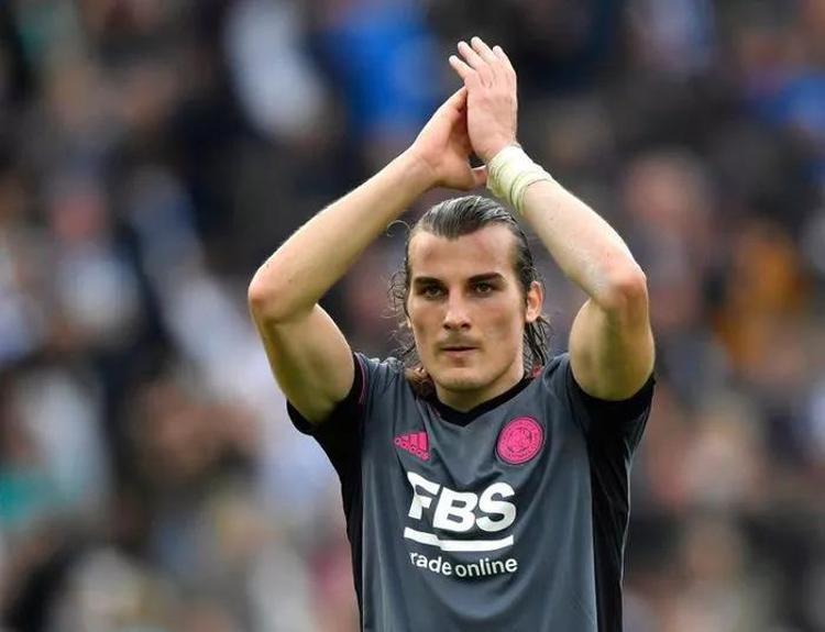 Leicester Cityde forma giyen Çağlar Söyüncünün yeni adresi belli oldu İşte yeni takımı...