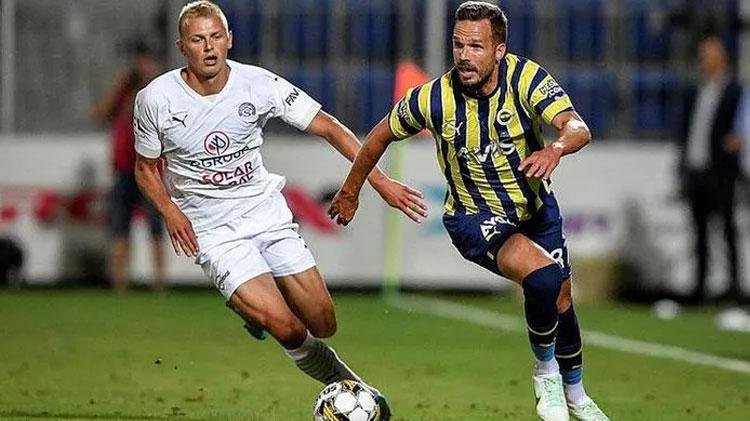 Fenerbahçede peş peşe ayrılıklar Yeni takımı netleşti...