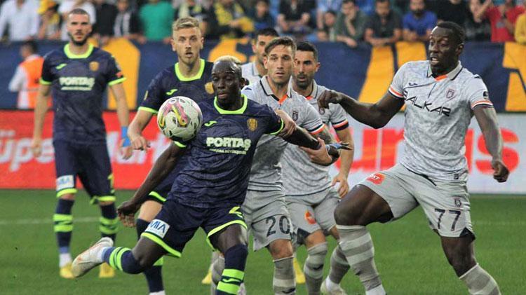 BAŞAKŞEHİRDEN GOL YEMEME REKORU
